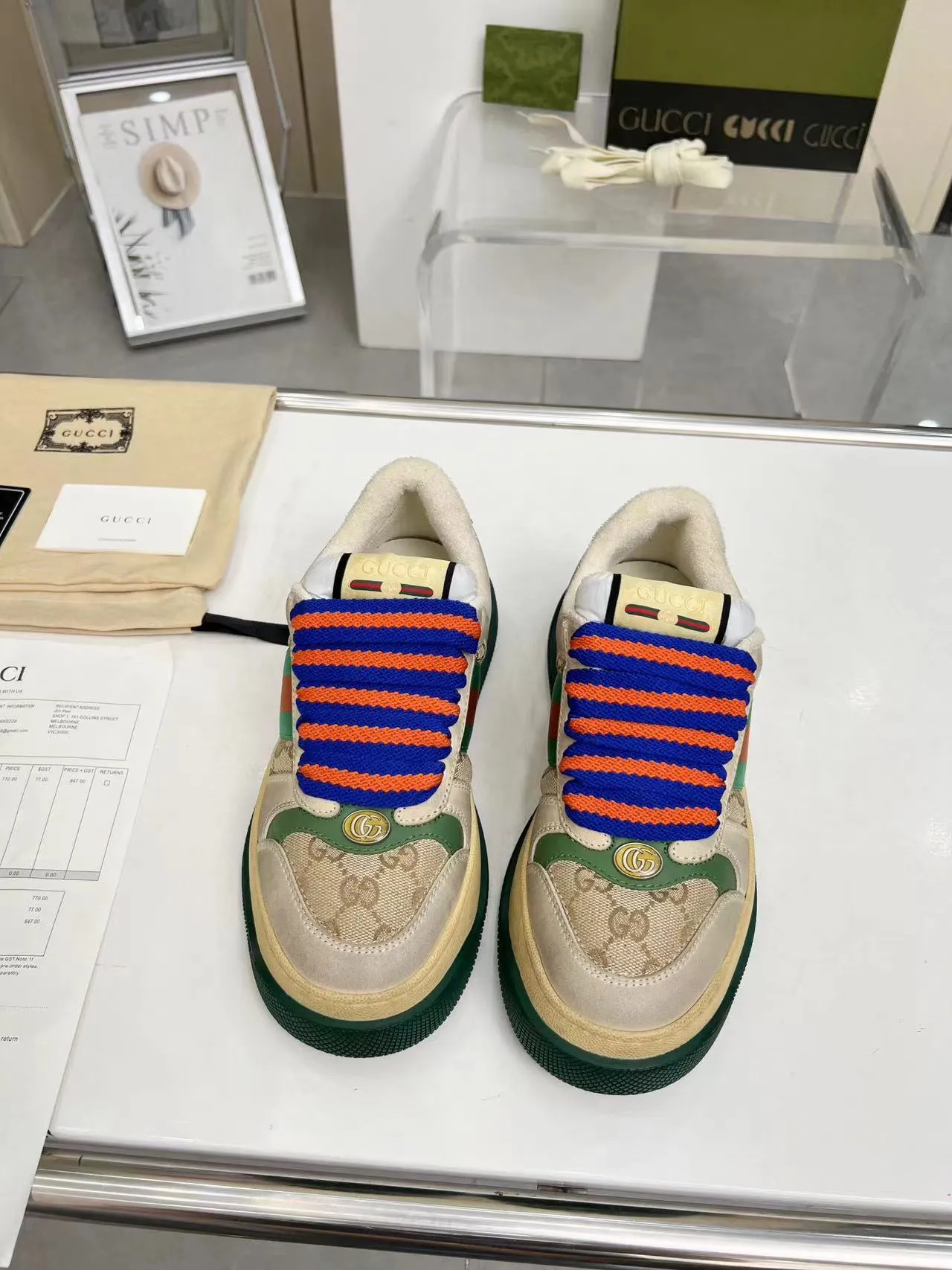 👟👟Ex-factory price 520👟👟 Gucci New Screener Series Couple Style Chubby Bread Shoes Small Dirty Shoes Fatty Double G Casual Sneakers Original Purchase Development Original Purchase Develop The Screener series of sneakers are inspired by the classic sneakers of the 1970s, named after the defensive action in sports. They are decorated with striped webbing on the side and embellished with retro Gucci logos. These sneakers are made of GG canvas. Purple leather details add depth to the piece with sharp contrast, and the details are fuller. Exquisite packaging at the delivery counter Fabric: Original imported cowhide + double G fabric Lining: Original customized breathable terry velvet Sole: Original molded TPU outsole Sole thickness: 6CM Size: Women's 35-40 / Men's 39-45